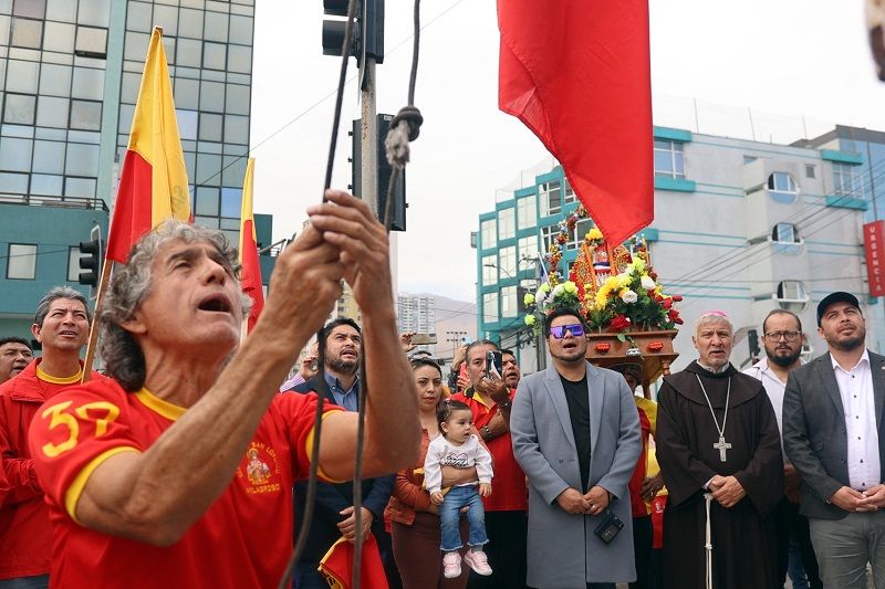 Gobierno de Tarapacá izó bandera roja y amarilla en honor a San