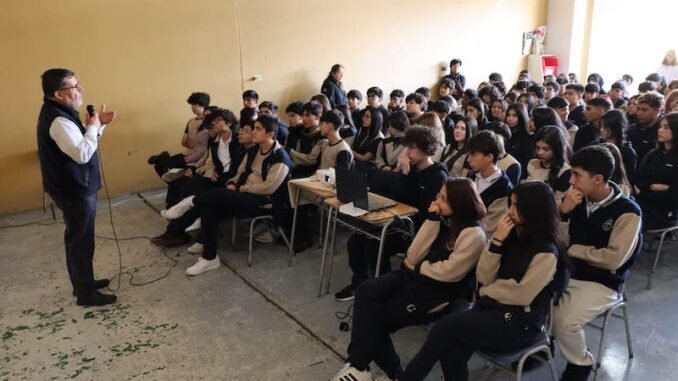 Costa-College-3