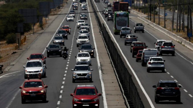 Gran flujo vehicular en ruta 68, 24/12/2021